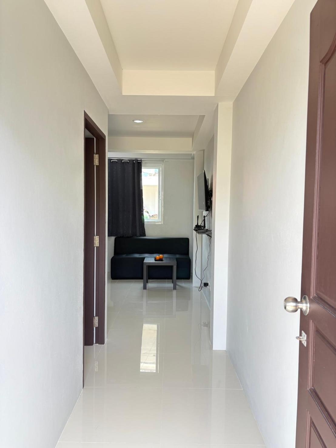 Lägenhetshotell Gn House Bangtao Phuket