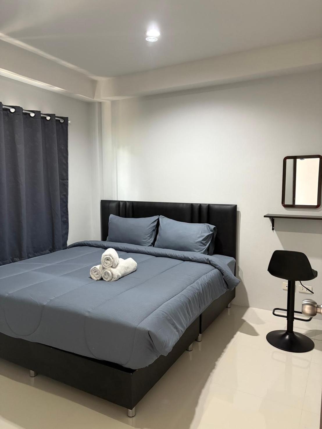 Lägenhetshotell Gn House Bangtao